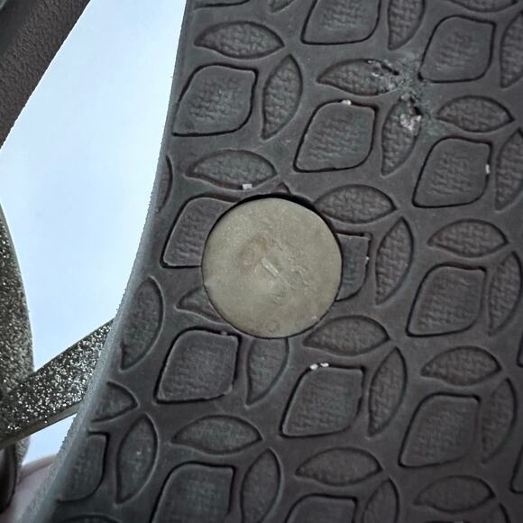 Reef Sandals - Picture 3 of 6